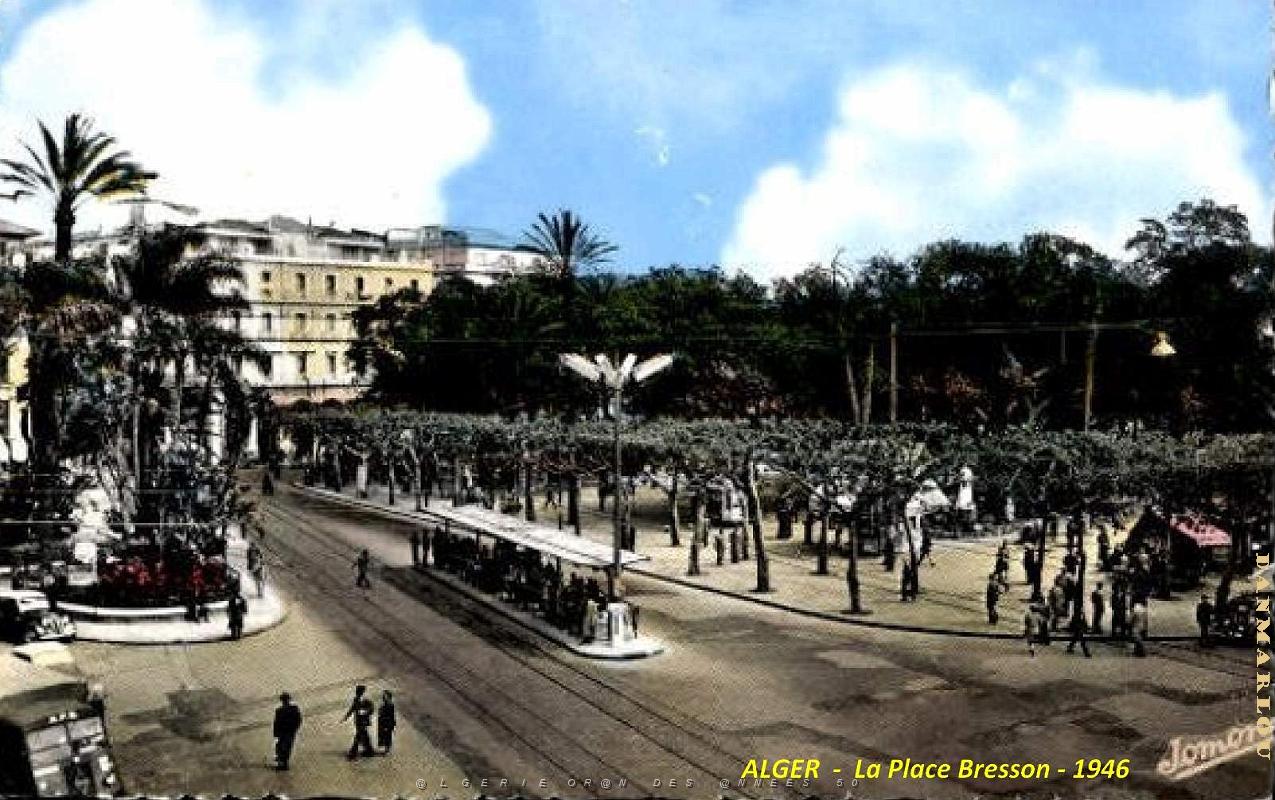 Alger - Place Bresson - 1945.jpg
